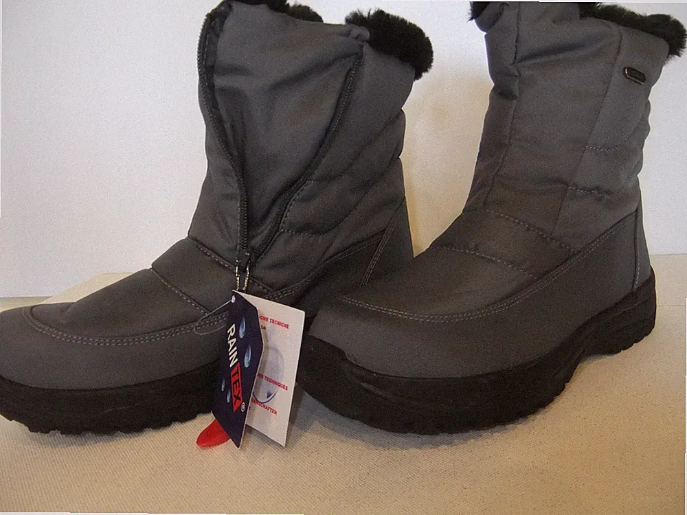 Winterstiefel der Marke Vista Gr. 42 mit Spikes