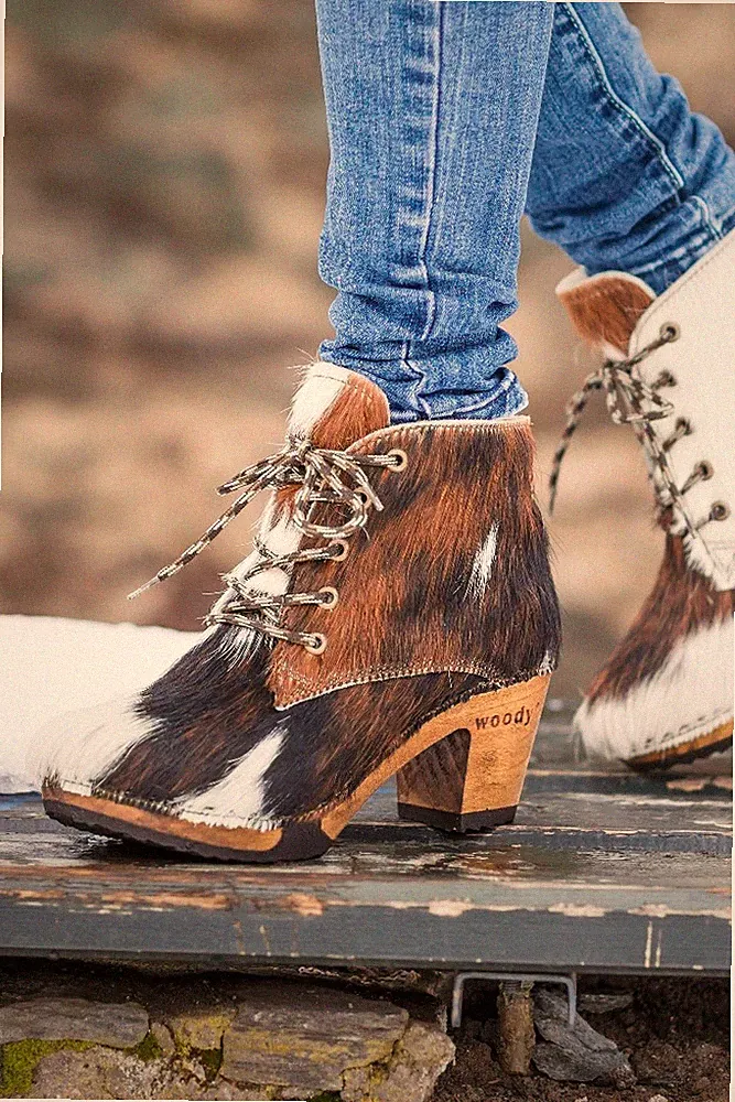 Woody Trachten Fellstiefel Damen Betty Fell kuhfell Holzsohle Trichterabsatz