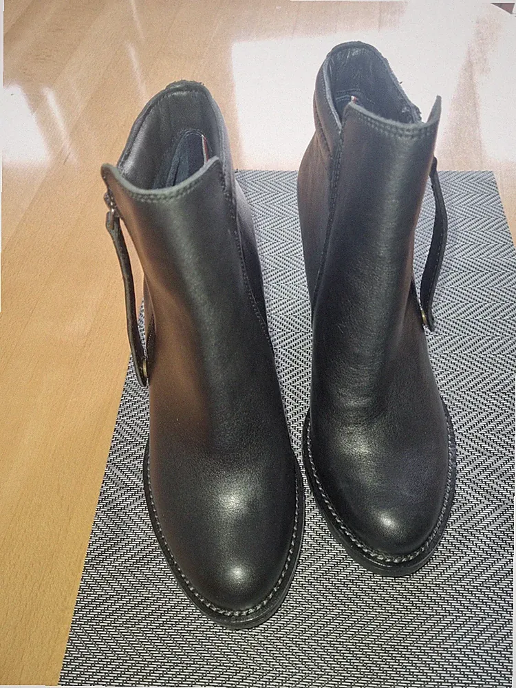 Wunderschöne Tommy Hilfiger Damen Isabella Kurzschaft Stiefel *wie neu* Gr 39