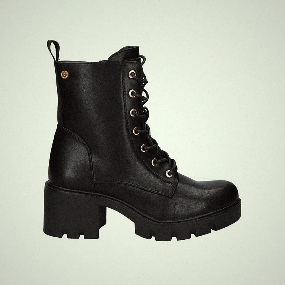 XTI Damen Stiefeletten Kurzschaft Mit Absatz Biker Winter Schwarz Stiefel 141840