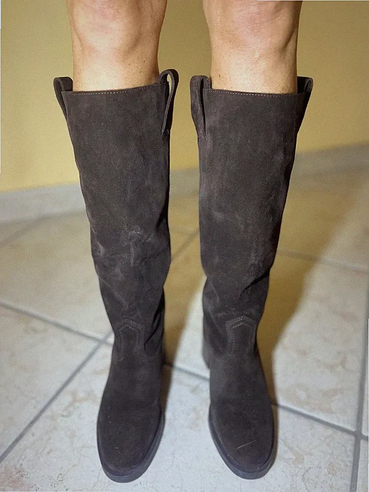 Zara Damen Stiefel ECHT WILDLEDER Farbe Maulbeerkopf Nr.35 Neuwertig