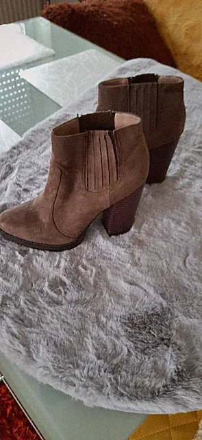 Zara,Gr.39,Stiefeletten,braun,mit Stretch bds,20.5